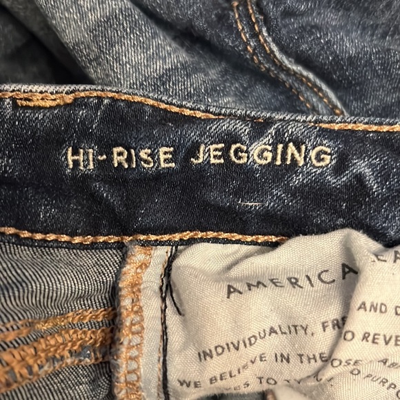 American Eagle HighRise jegging - Picture 5 of 6